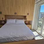 Seaside شقة غوليم