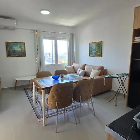Bohuslava Apartment *